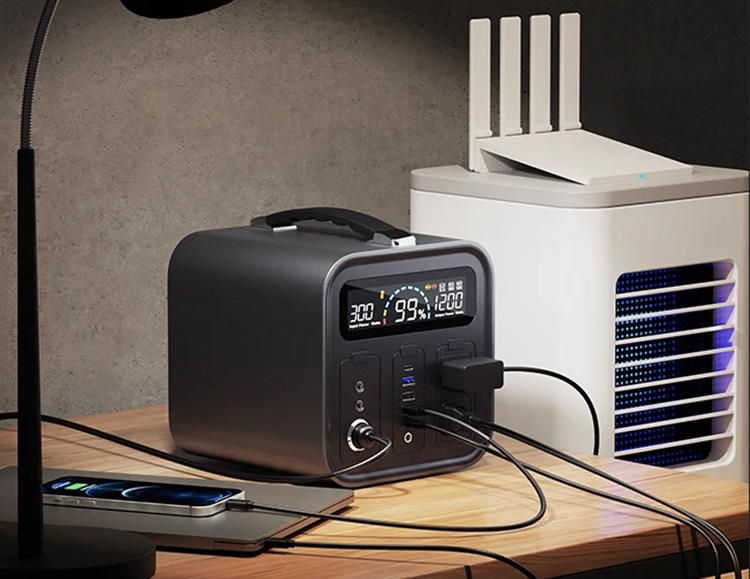 Trạm sạc dự phòng Yoobao EN600S 500Wh AC 220V 600W