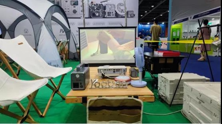 Yoobao giới thiệu các trạm phát điện di động công suất 100W-2000W tại triển lãm IEAE 2021