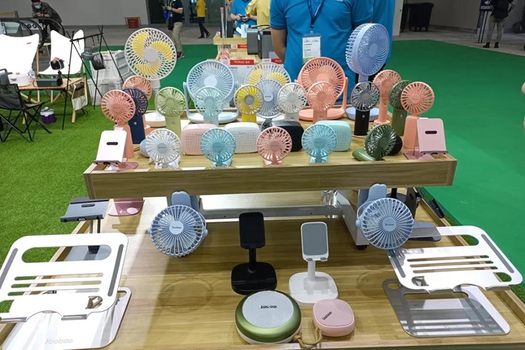 Khai mạc triển lãm thể thao ngoài trời quốc tế Thâm Quyến, Yoobao ra mắt trạm sạc dự phòng mới