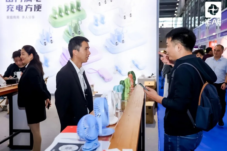 Yoobao tại Triển lãm Thiết bị Gia dụng và Điện tử Tiêu dùng Quốc tế Thâm Quyến 2024
